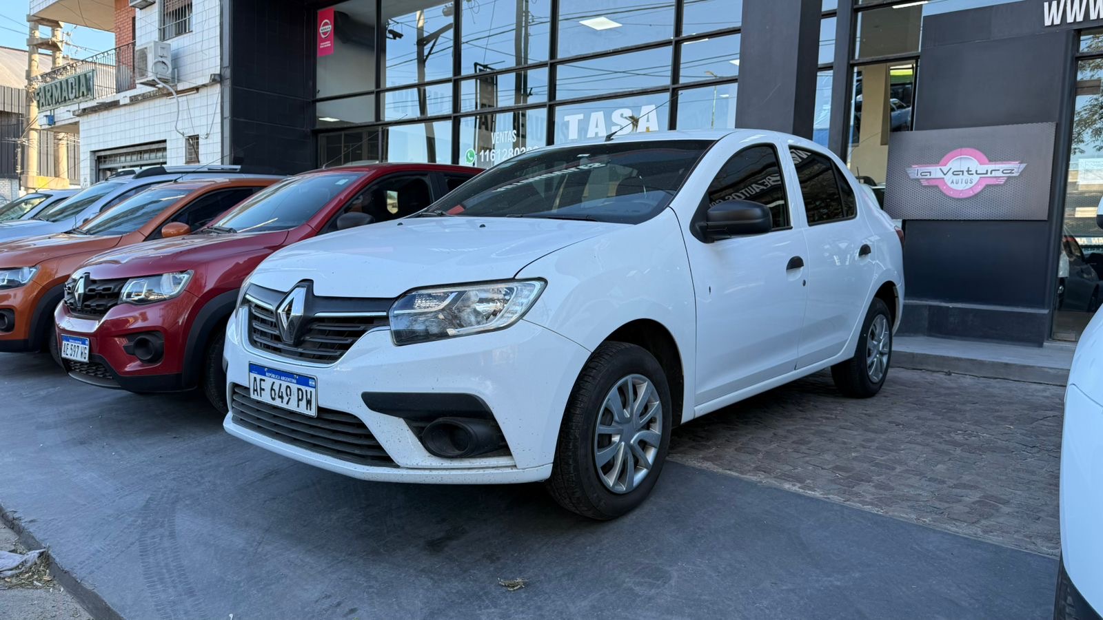 RENAULT LOGAN LIFE 1.6 (2022)